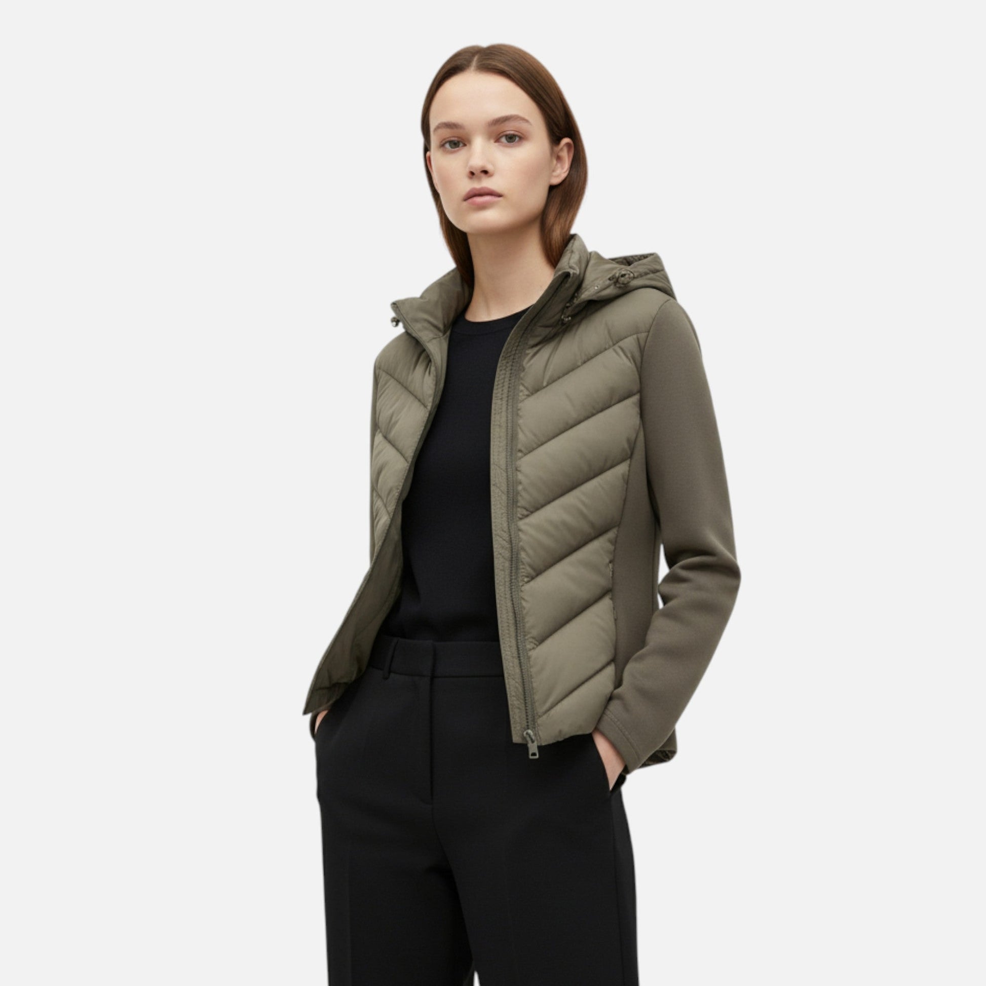 Isabella | Chaqueta de Plumas con Capucha y Patchwork para Mujer 1