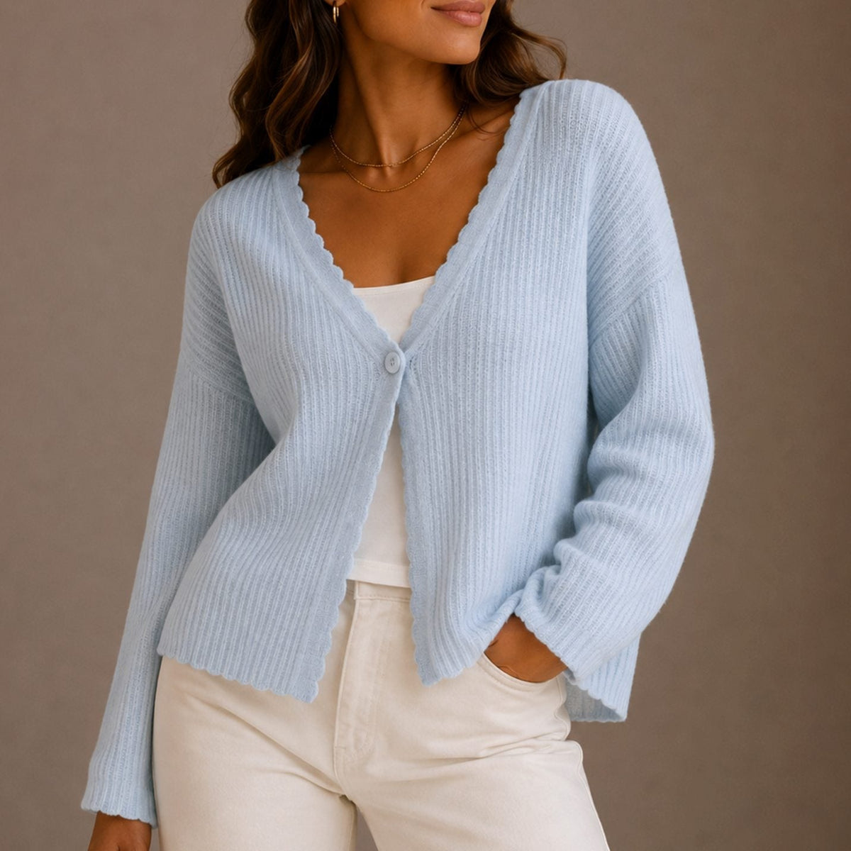 Adalina | Chaqueta punto mujer cuello pico con bordes festoneados - Noa Lagos