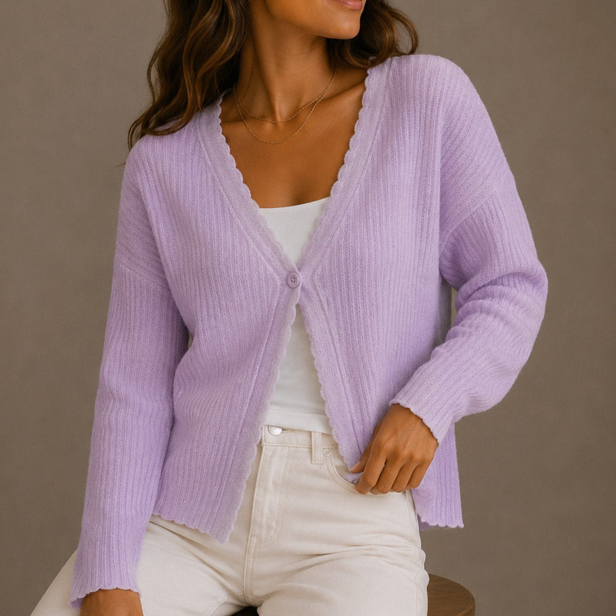 Adalina | Chaqueta punto mujer cuello pico con bordes festoneados - Noa Lagos