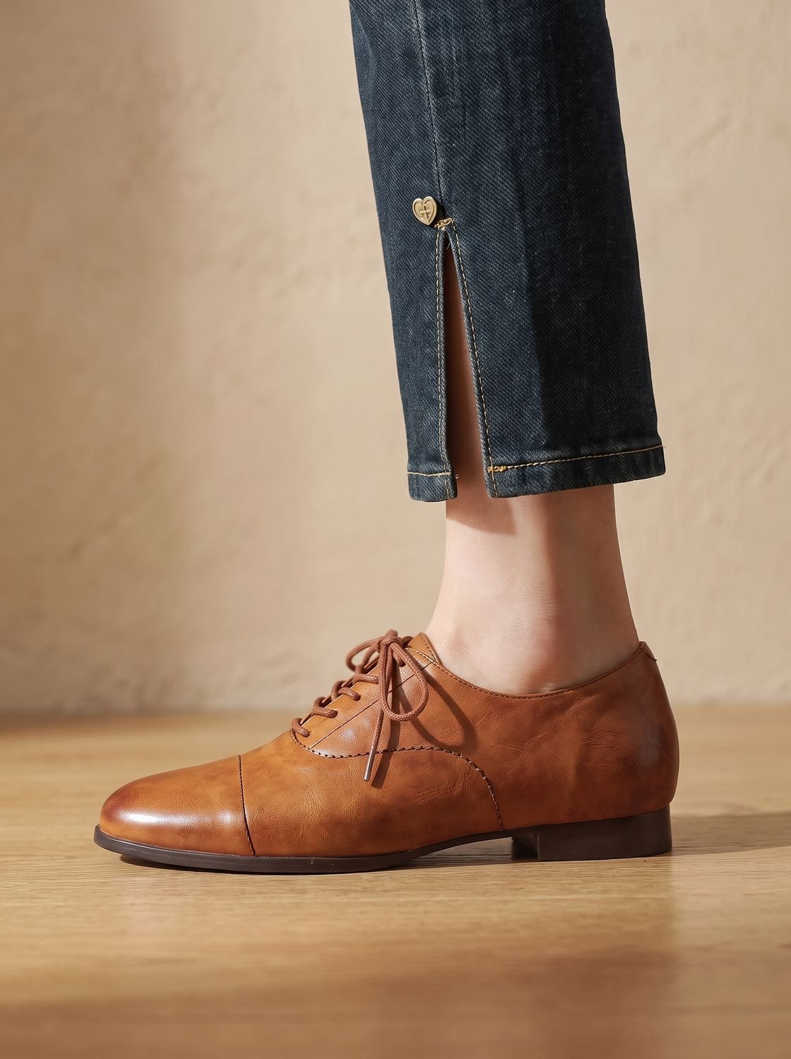 Zapatos oxford Adela de piel con cordones y puntera clásica para mujer