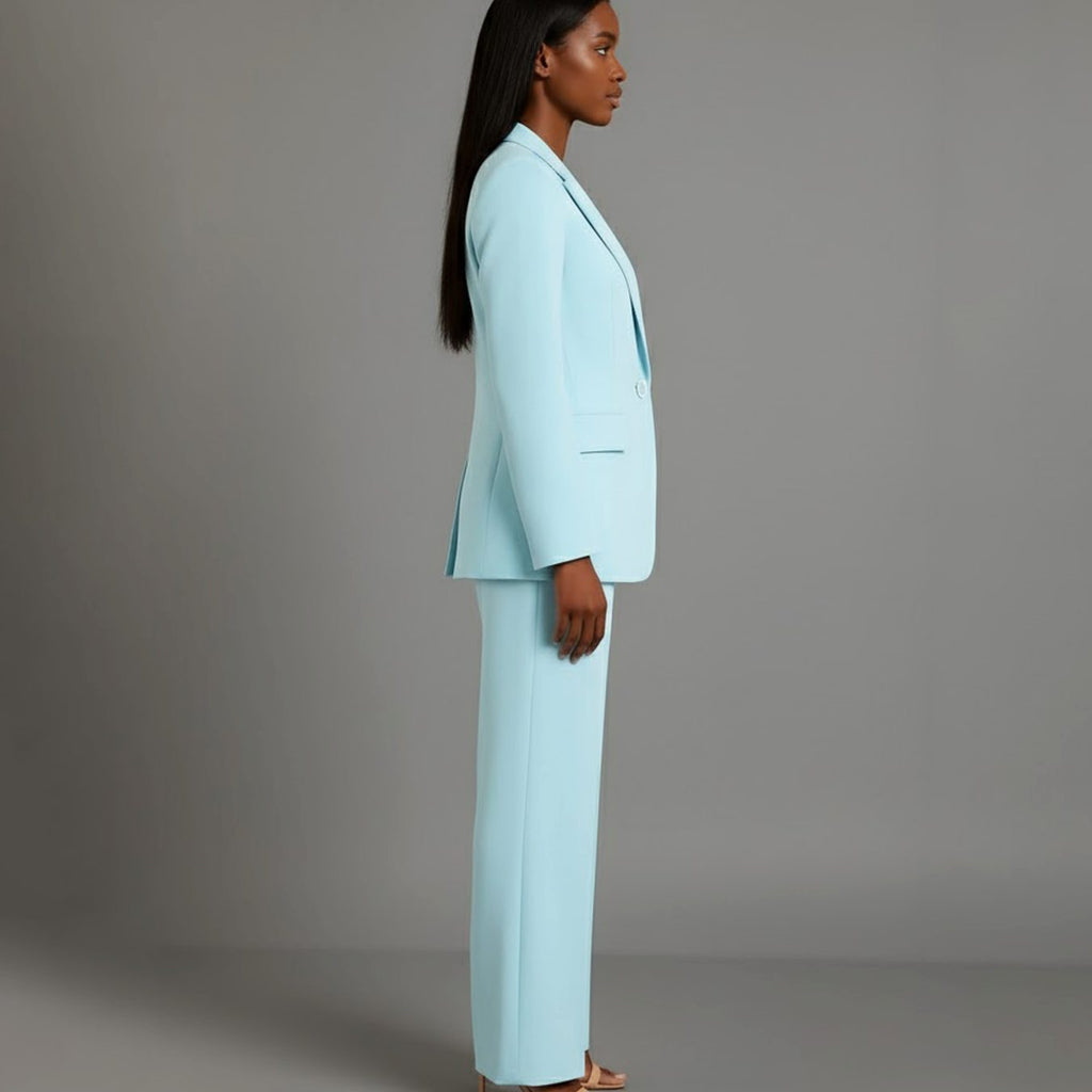 Conjunto de traje disponible en distintos colores para mujer