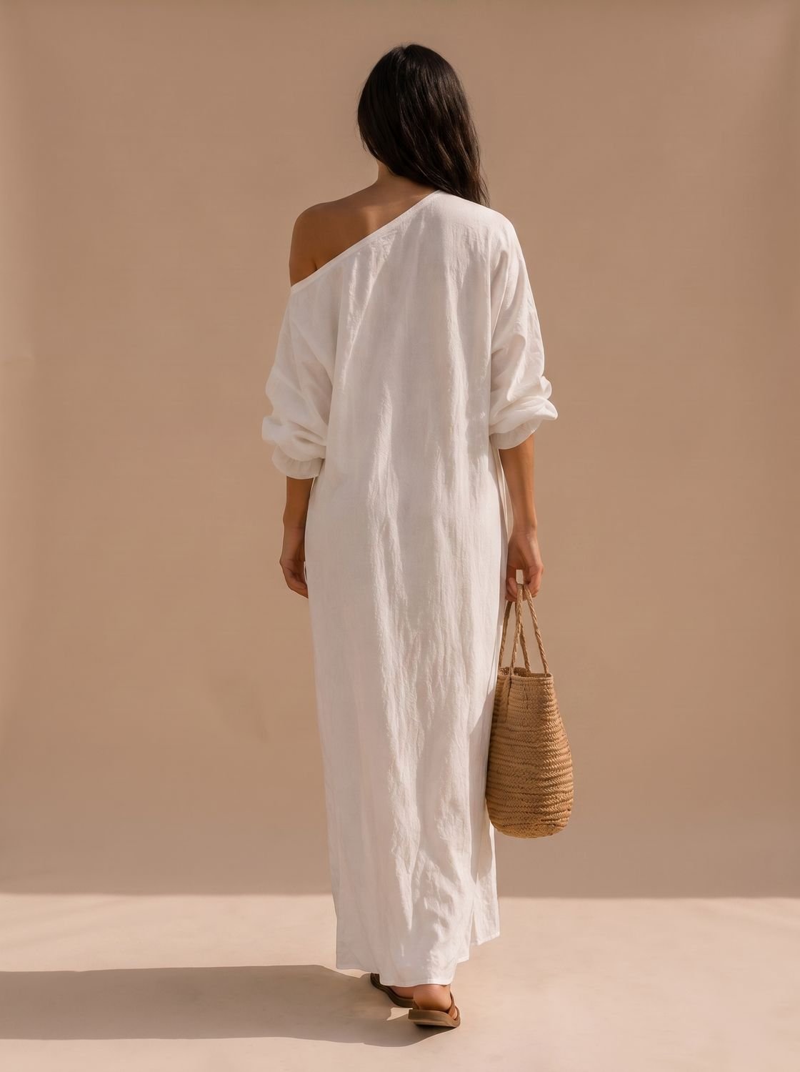 Vestido maxi de lino con manga ancha visto de cuerpo entero