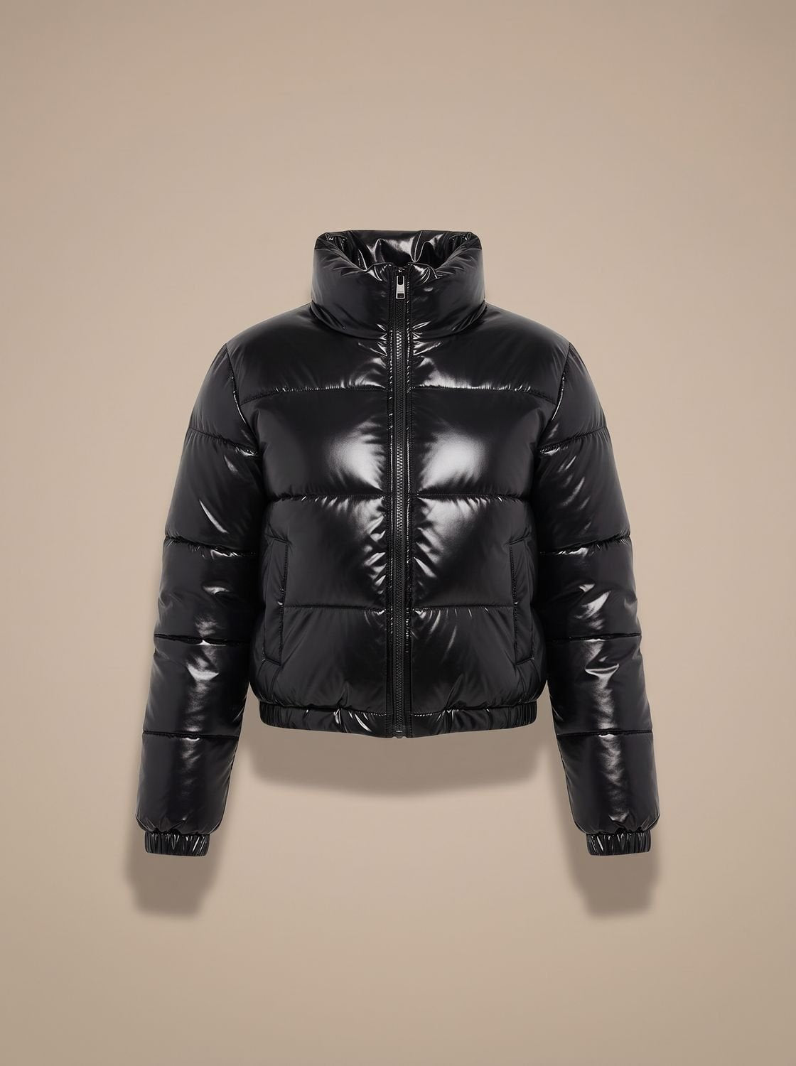 Chaqueta acolchada corta brillante de mujer con cremallera frontal