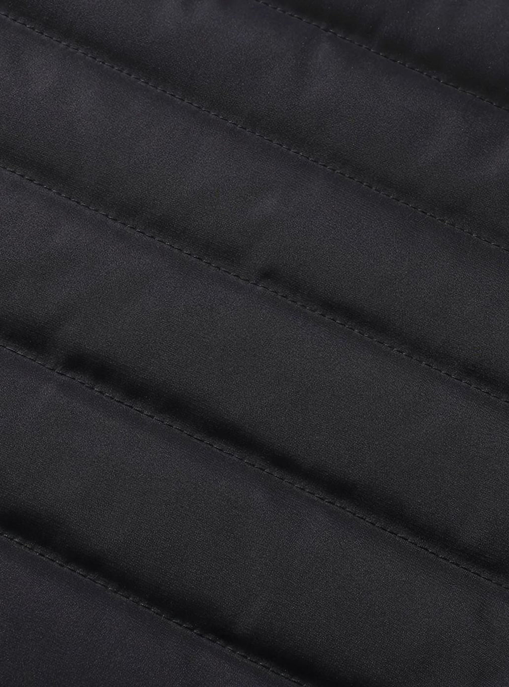 Chaqueta BRUMESKA combinada con jersey grueso debajo