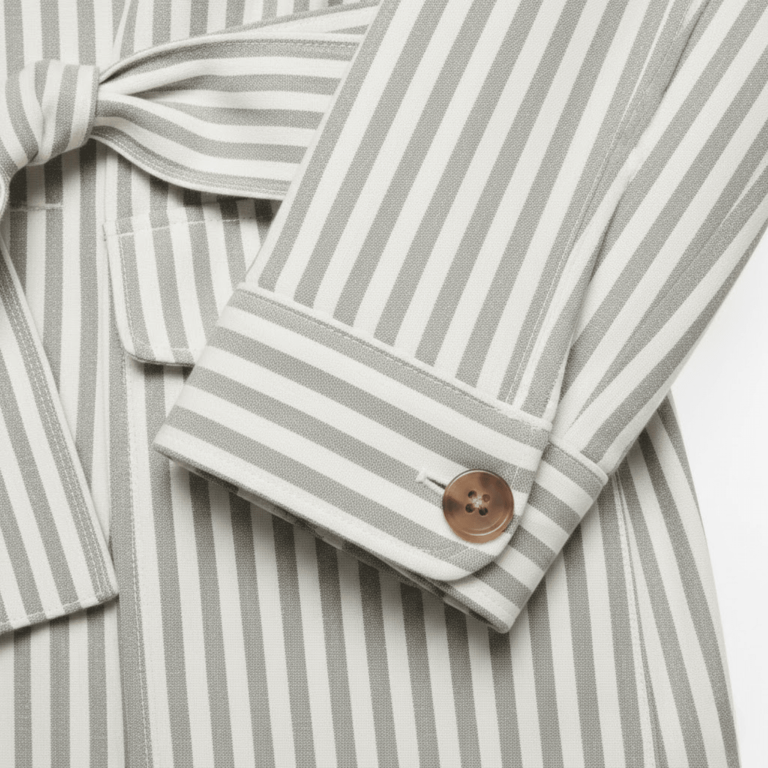 Diego | Chaqueta Safari de Hombre con Cinturón y Cuatro Bolsillos - Noa Lagos