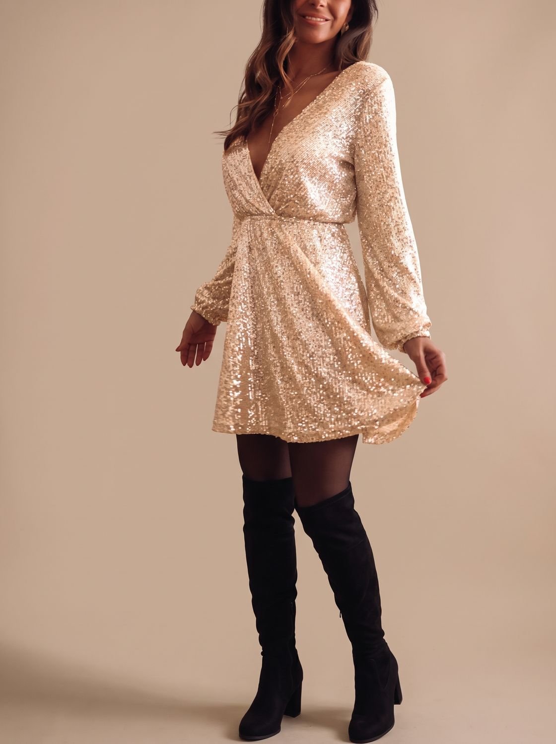 Vestido de fiesta con lentejuelas doradas y escote cruzado en V para mujer