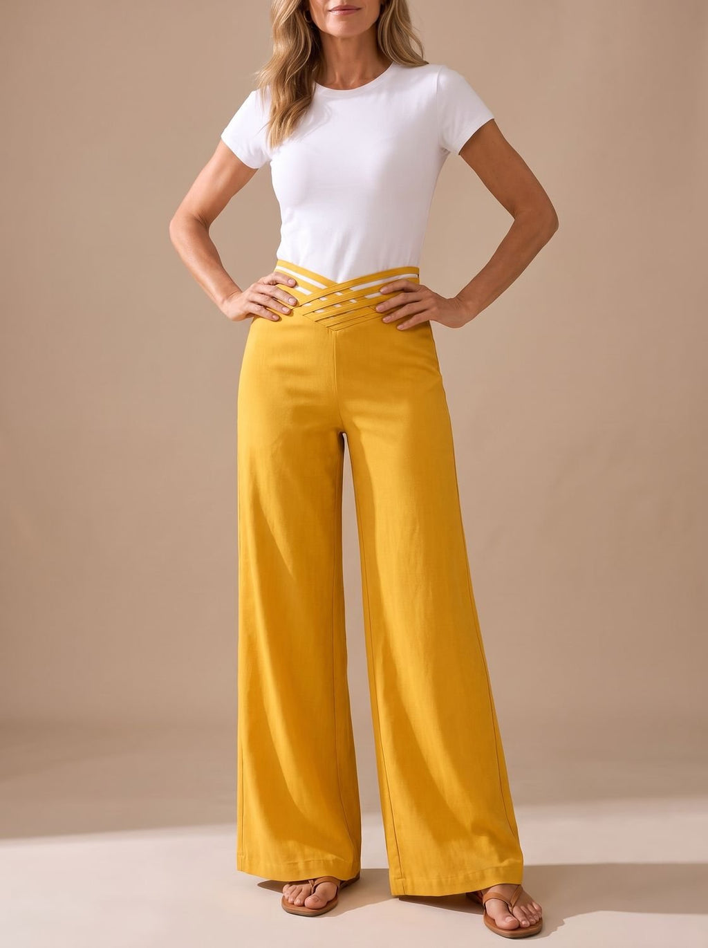 Vista trasera del pantalón ancho de talle alto para mujer