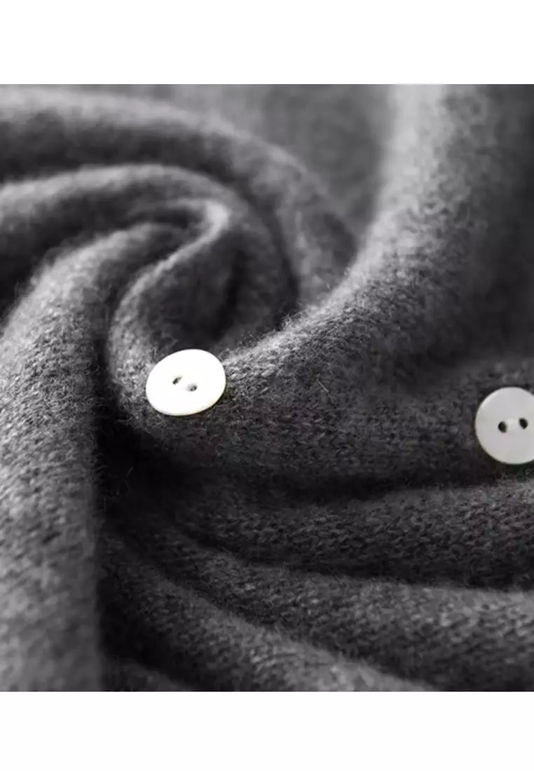 Suéter Noa combinado con vaqueros para un look diario