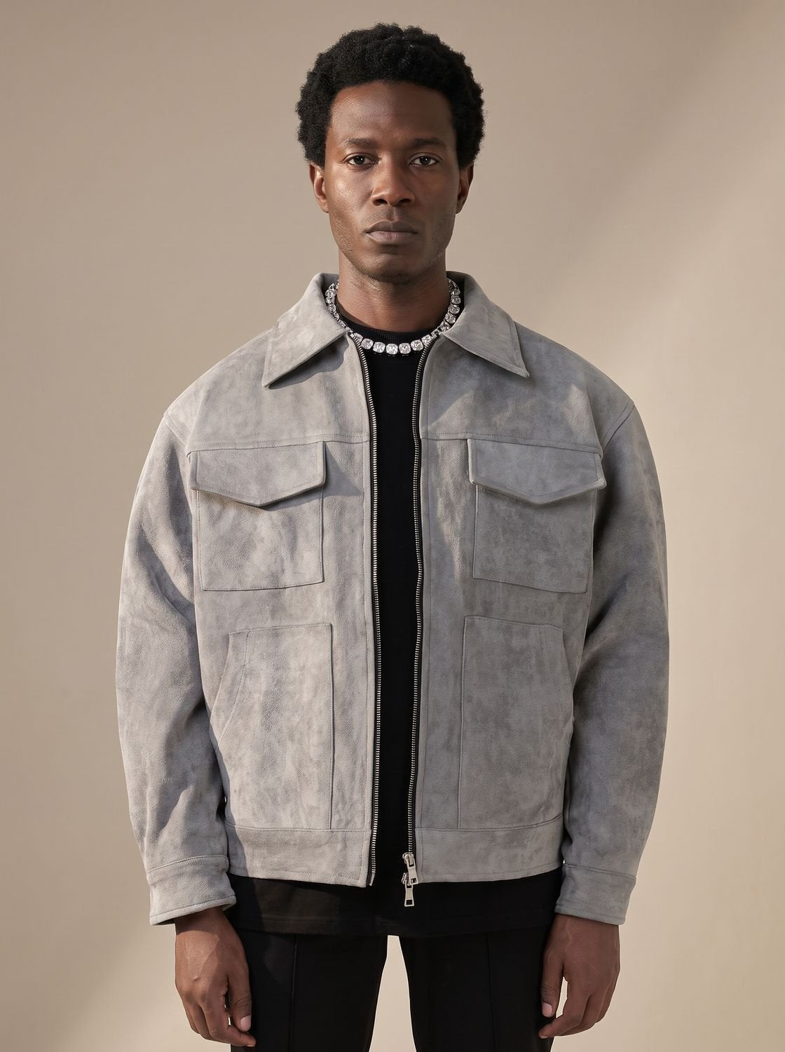 Chaqueta de ante trucker para hombre con cuello camisero y cremallera frontal completa
