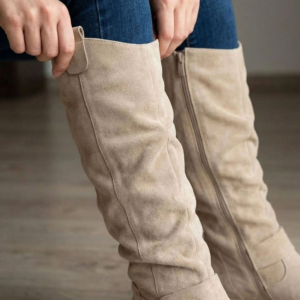 Botas altas con caña relajada y acabado suave al tacto