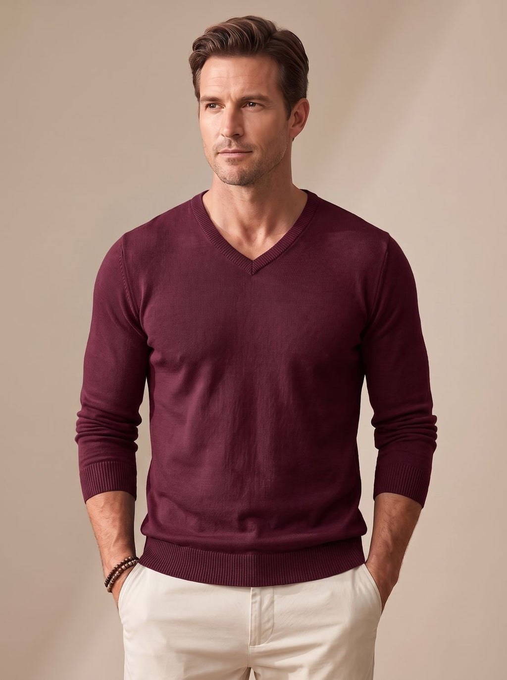 Vista lateral del jersey de punto fino con corte slim para hombre