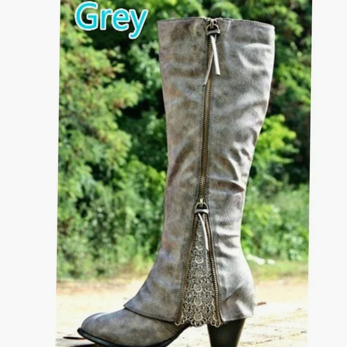 Botas altas con cremallera lateral y tacón grueso, ideales para looks de otoño