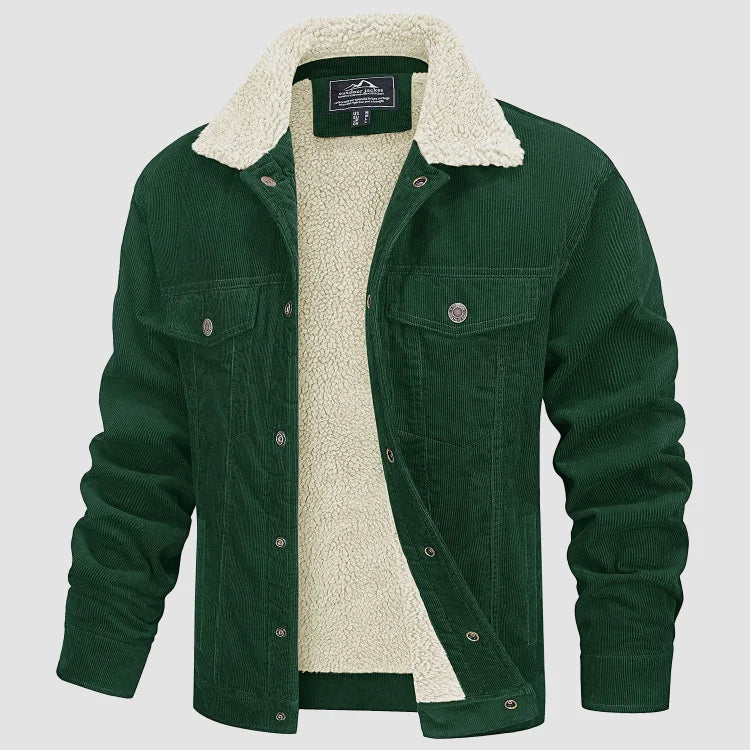 Chaqueta Bruno de pana combinada con vaqueros, look casual invierno