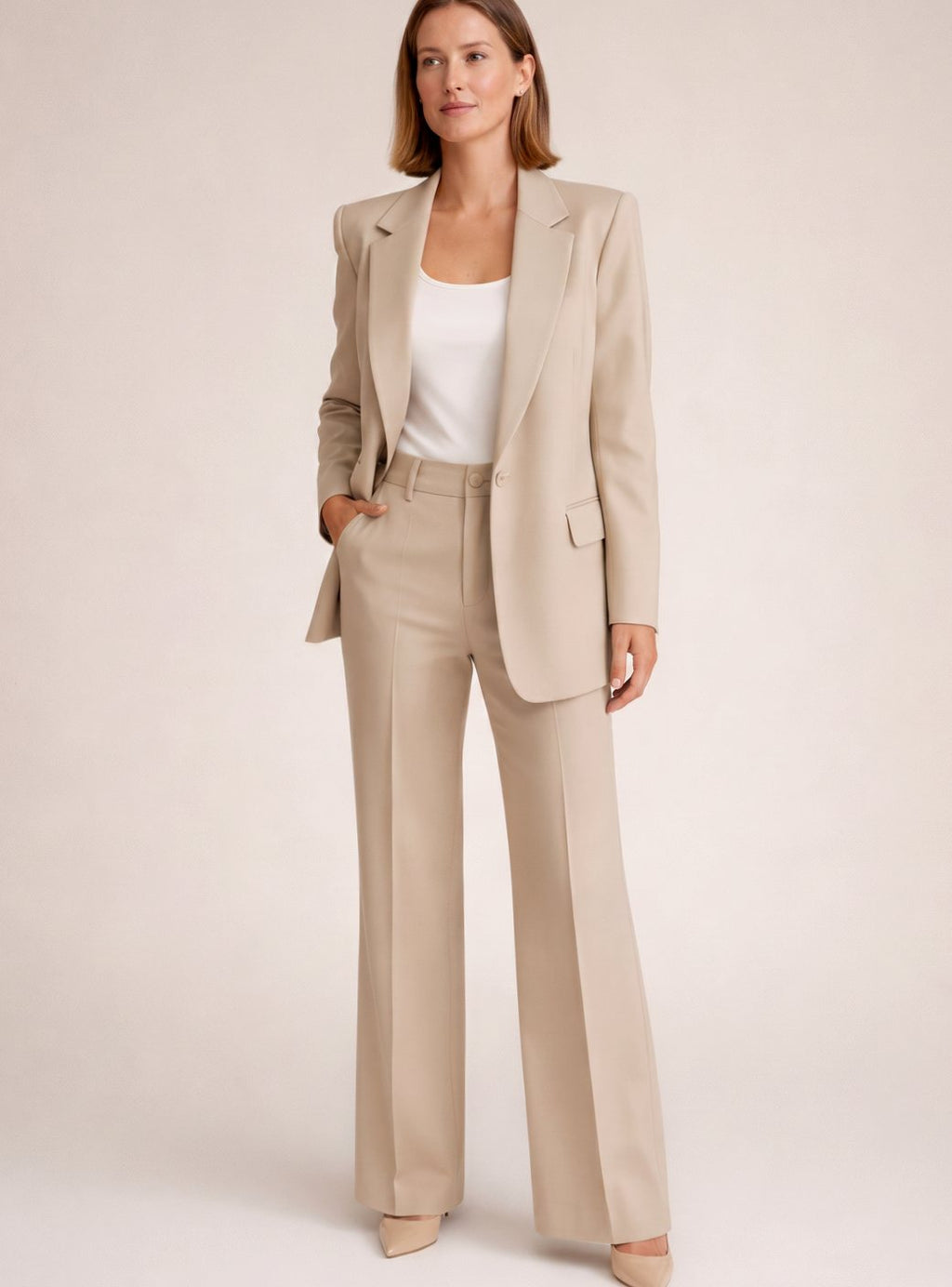 Conjunto de blazer y pantalón de pierna ancha para mujer, vista frontal completa