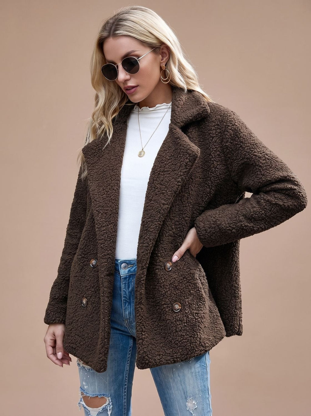 Chaqueta oversize teddy en varios colores disponibles para mujer