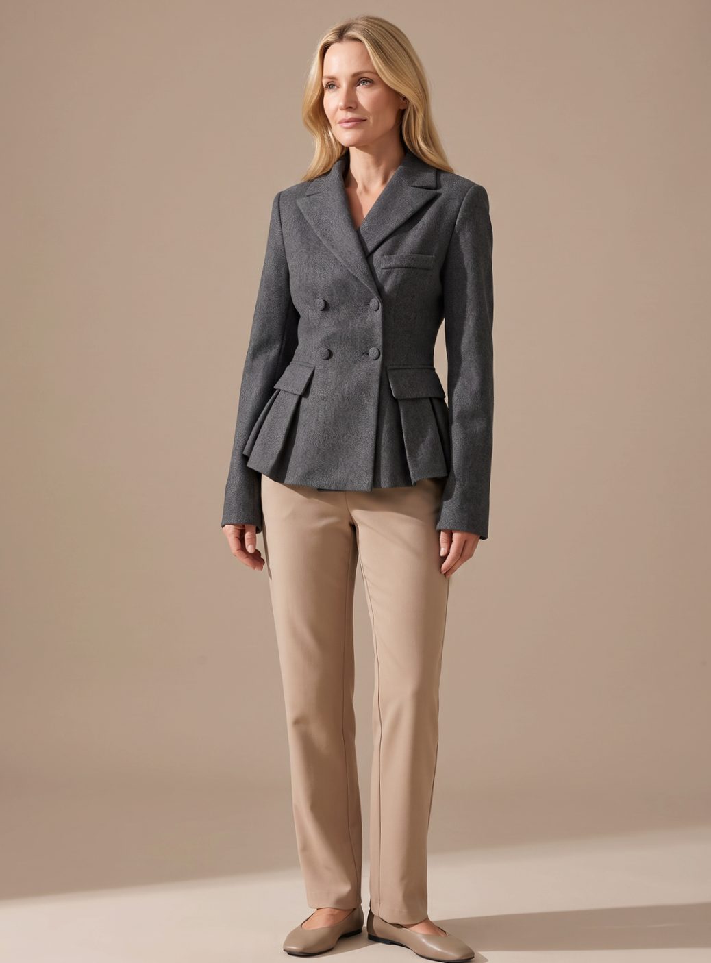 Blazer de manga larga combinado con look de oficina
