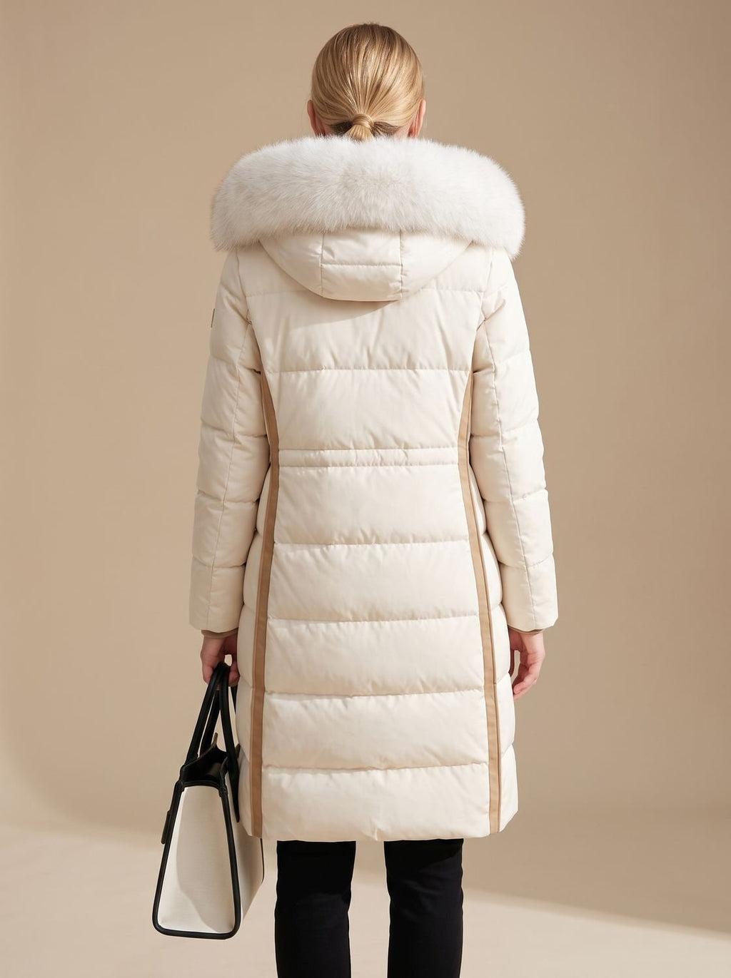 Parka con capucha de pelo combinada con jersey y vaqueros